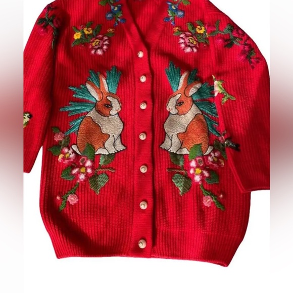 Source Unknown Red Sweater with Tiger and Floral Embroidery. Mid length